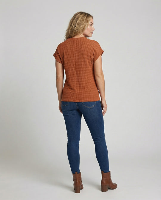 Product 15579322909002 - back_view