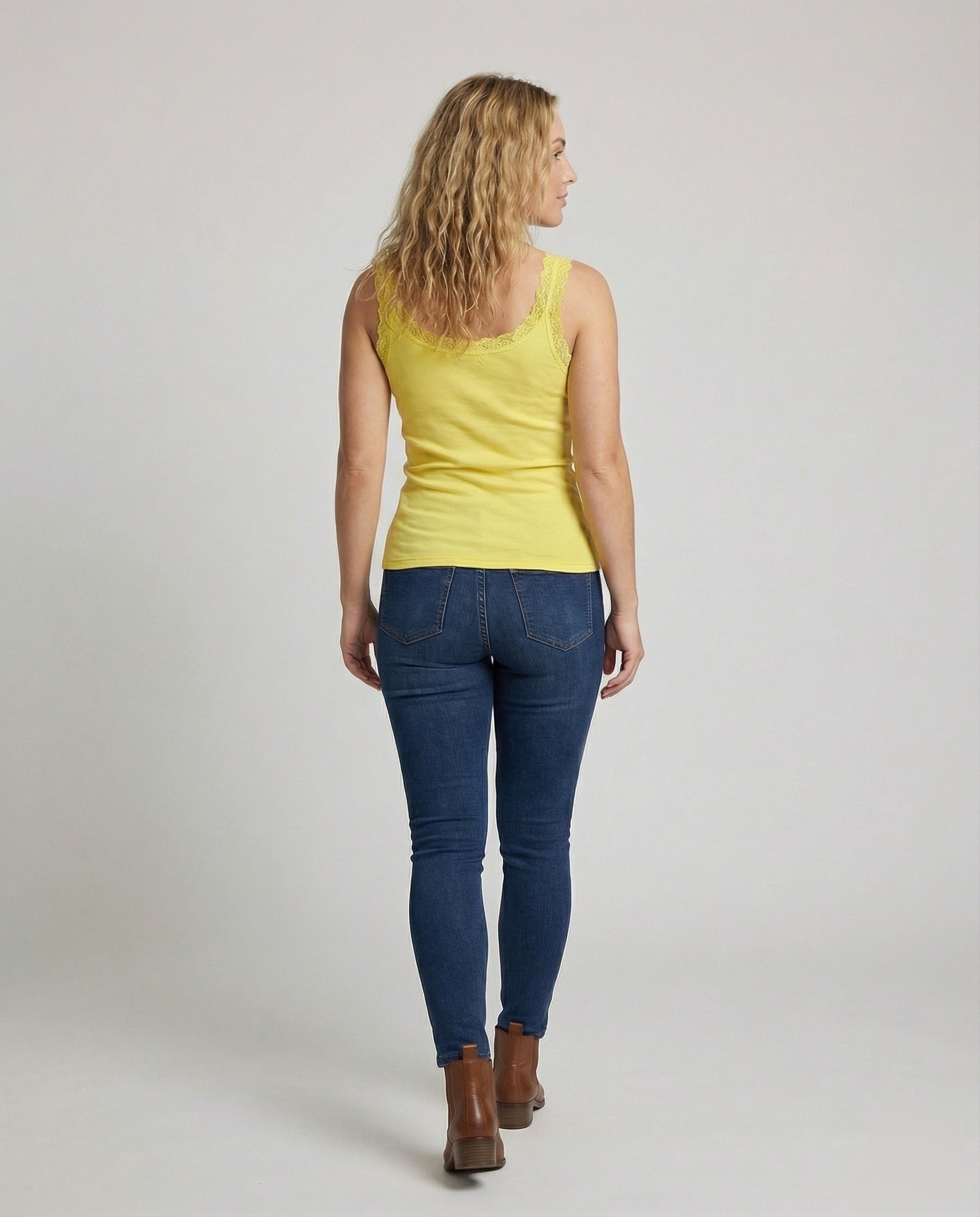 Product 15579326972234 - back_view