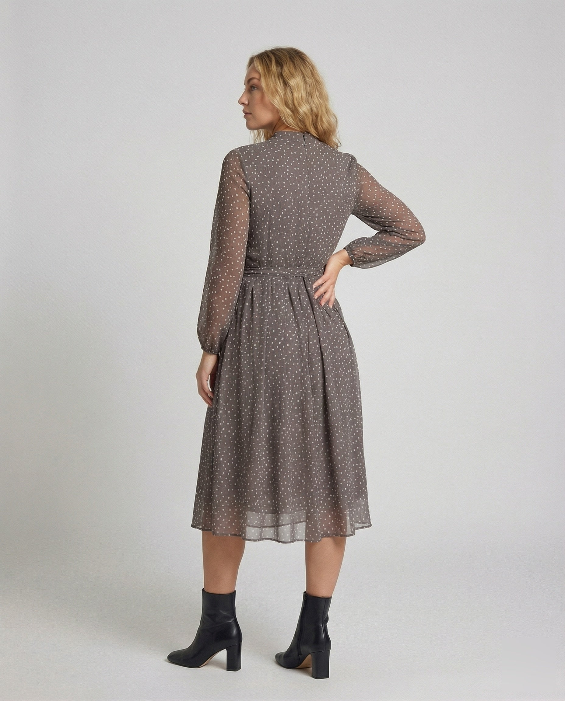 Product 15581948248394 - back_view