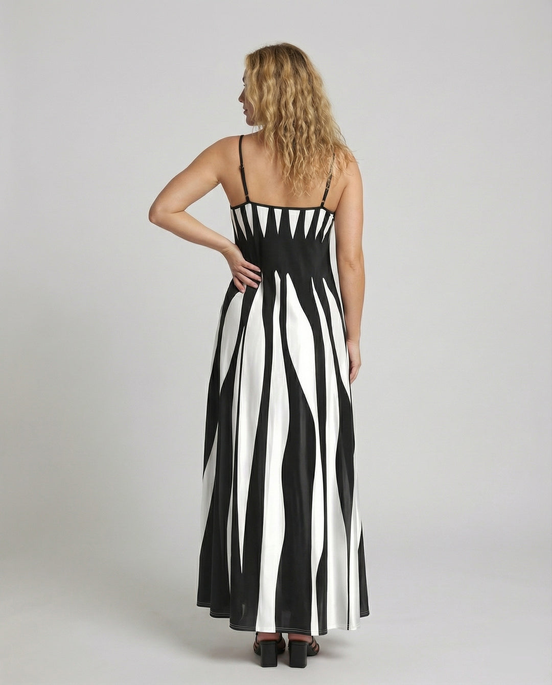 Product 15582231298378 - back_view