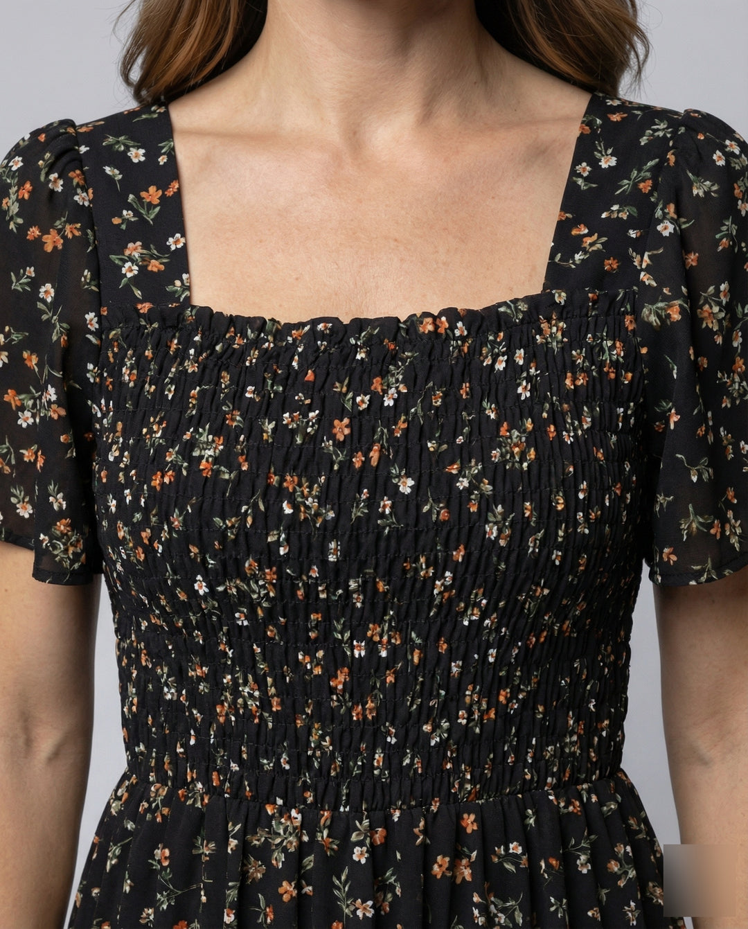 Product 15582300701002 - close_up_detail