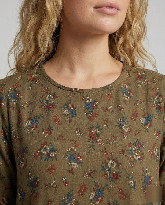 Product 15582582767946 - close_up_detail
