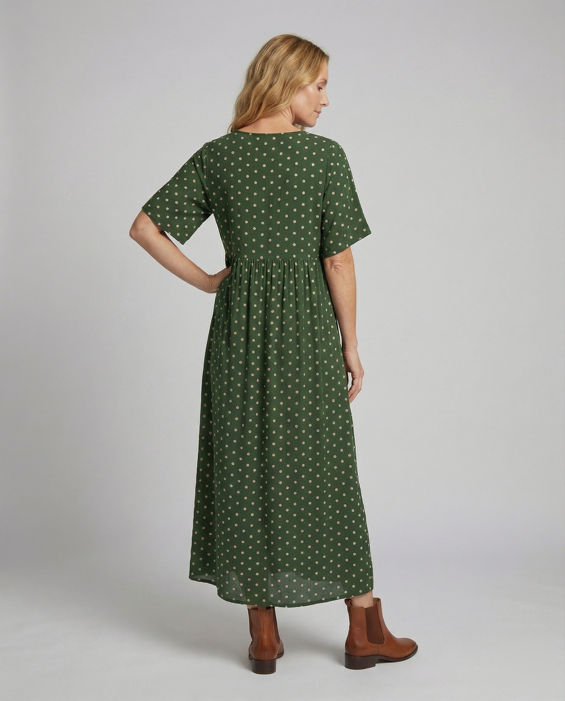 Product 15582814699850 - back_view