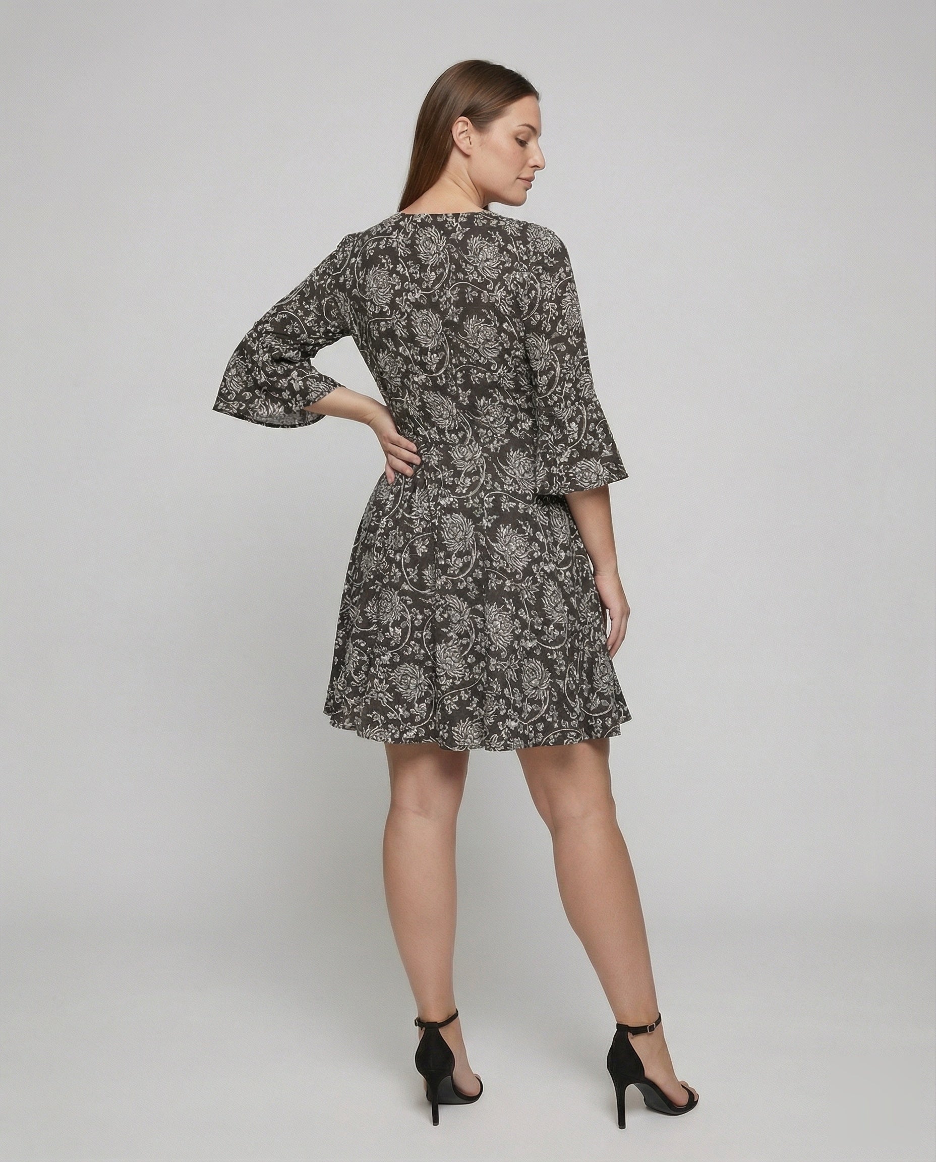 Product 15582815486282 - back_view