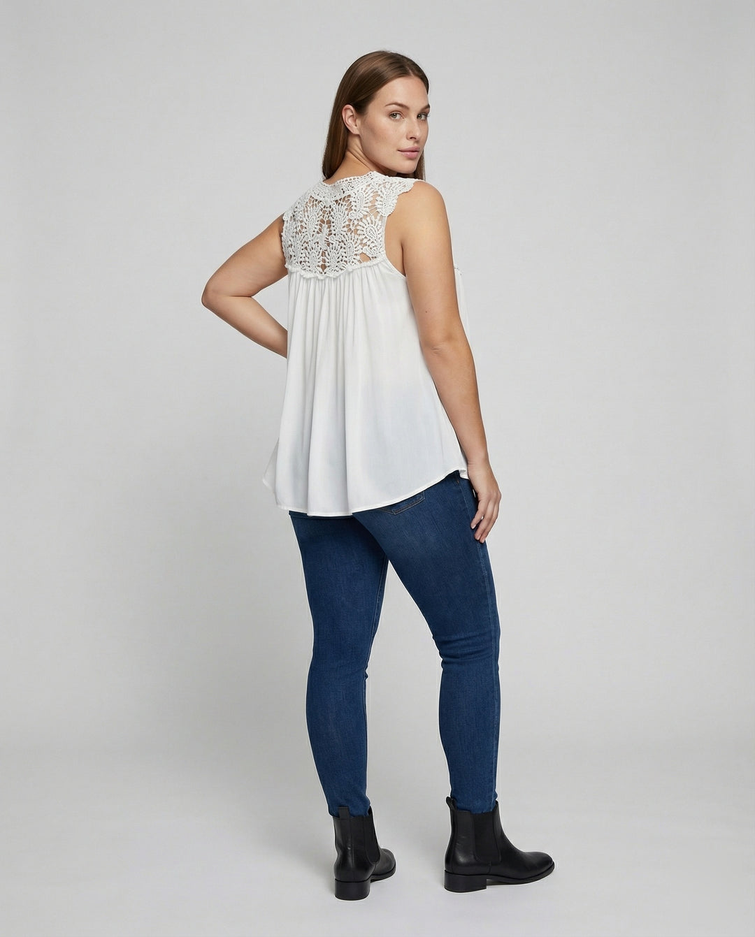 Product 15583501844810 - back_view