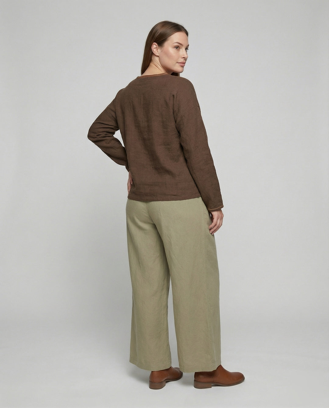 Product 15583504793930 - back_view