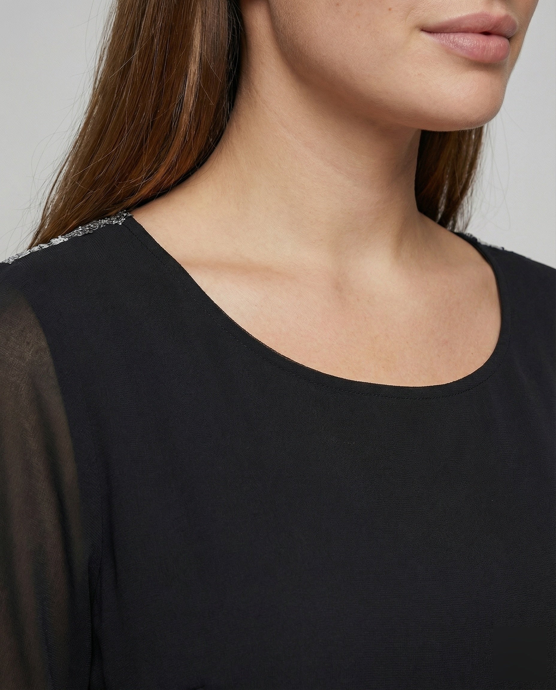 Product 15583508463946 - close_up_detail