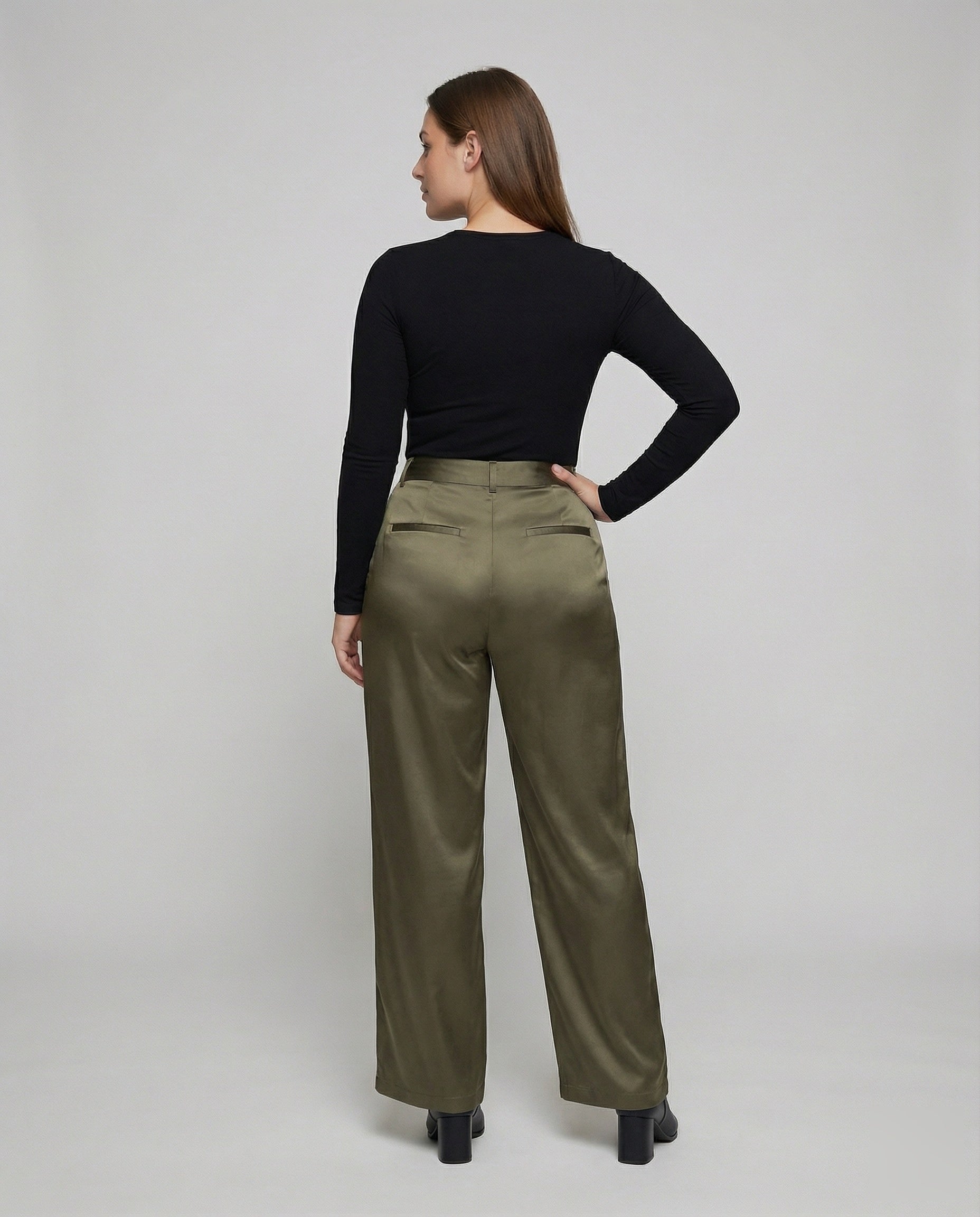 Product 15583511085386 - back_view