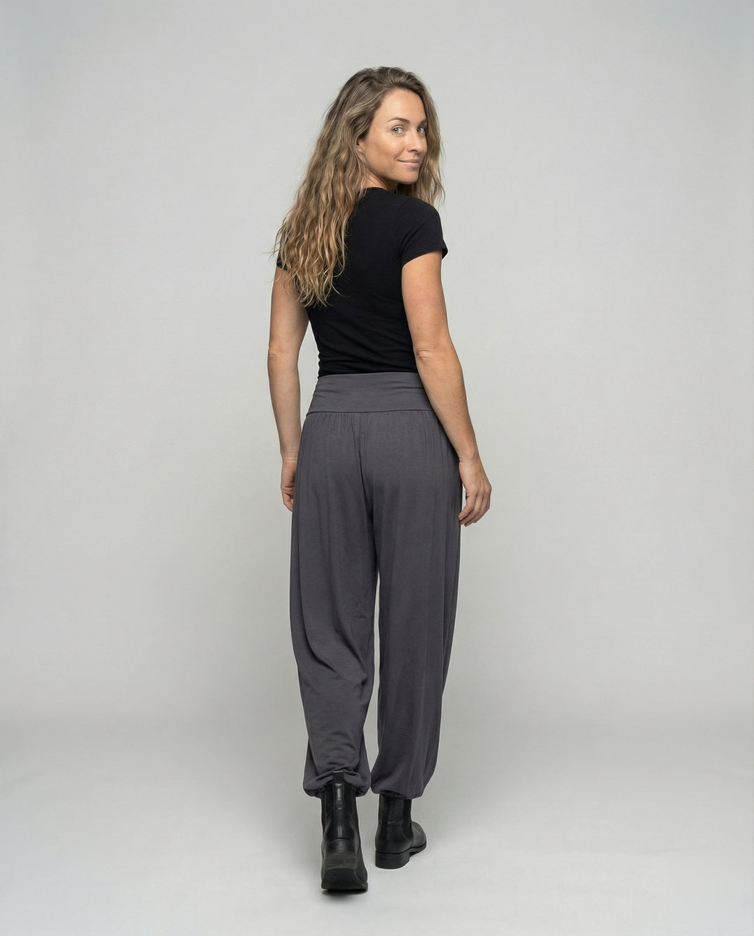 Product 15583513706826 - back_view