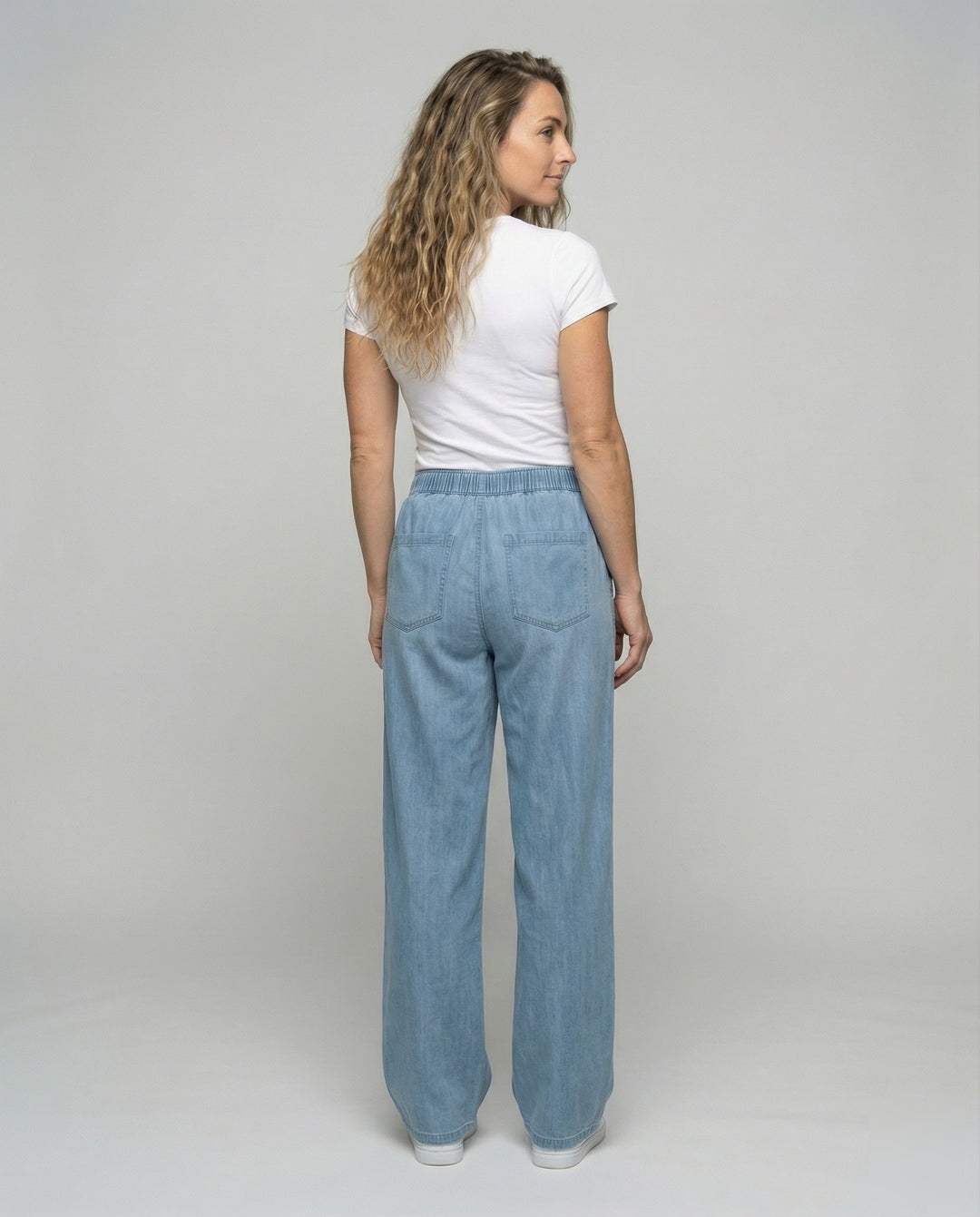 Product 15583514165578 - back_view