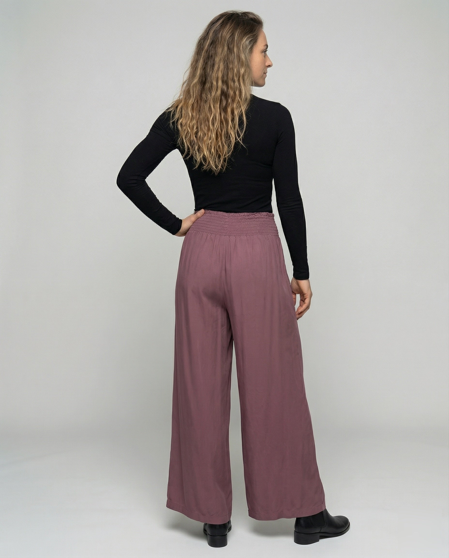Product 15583519146314 - back_view