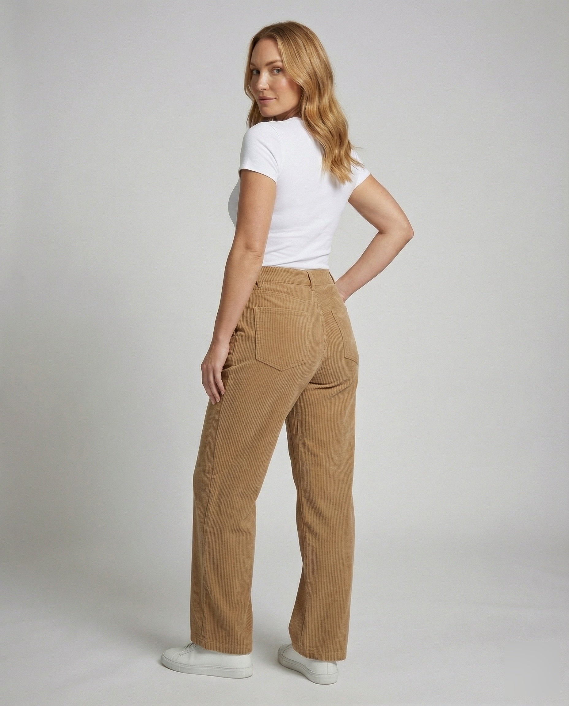 Product 15583526781258 - back_view
