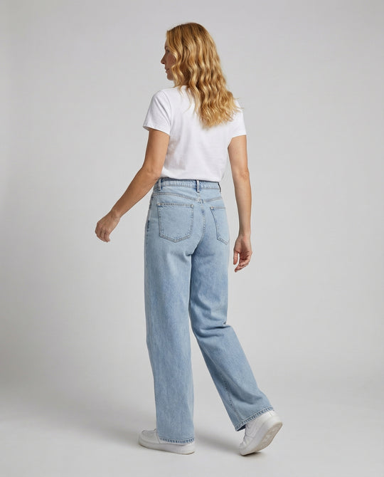 Product 15583527534922 - back_view