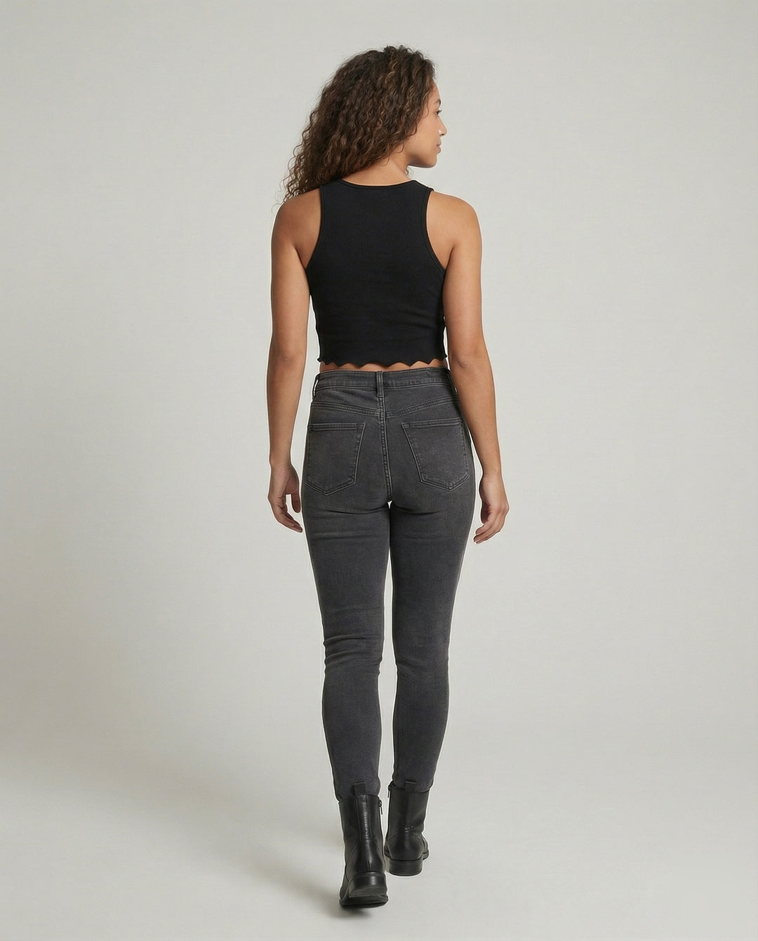 Product 15583540543818 - back_view