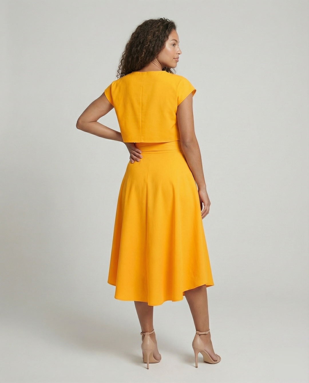 Product 15583541592394 - back_view