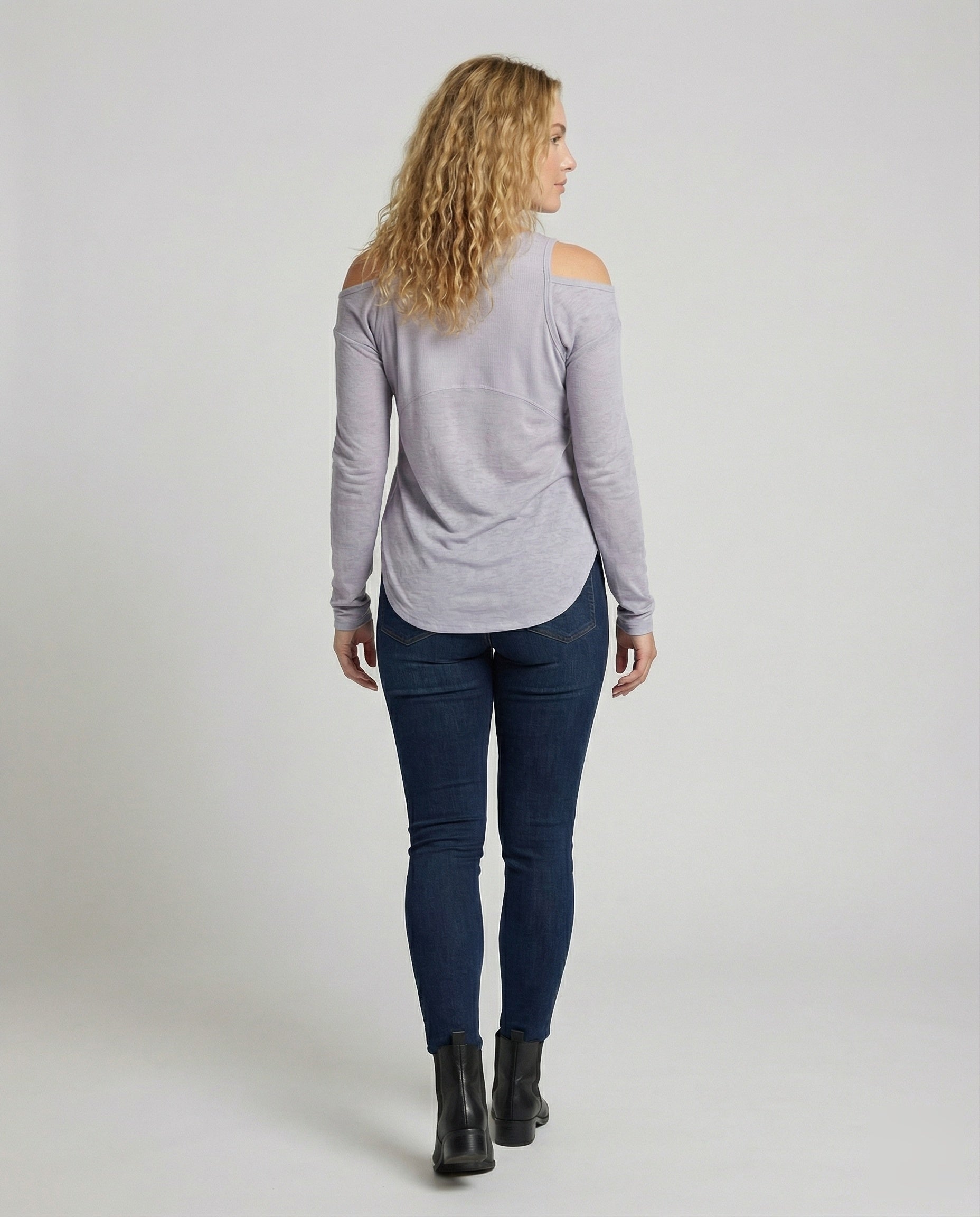 Product 15583546442058 - back_view