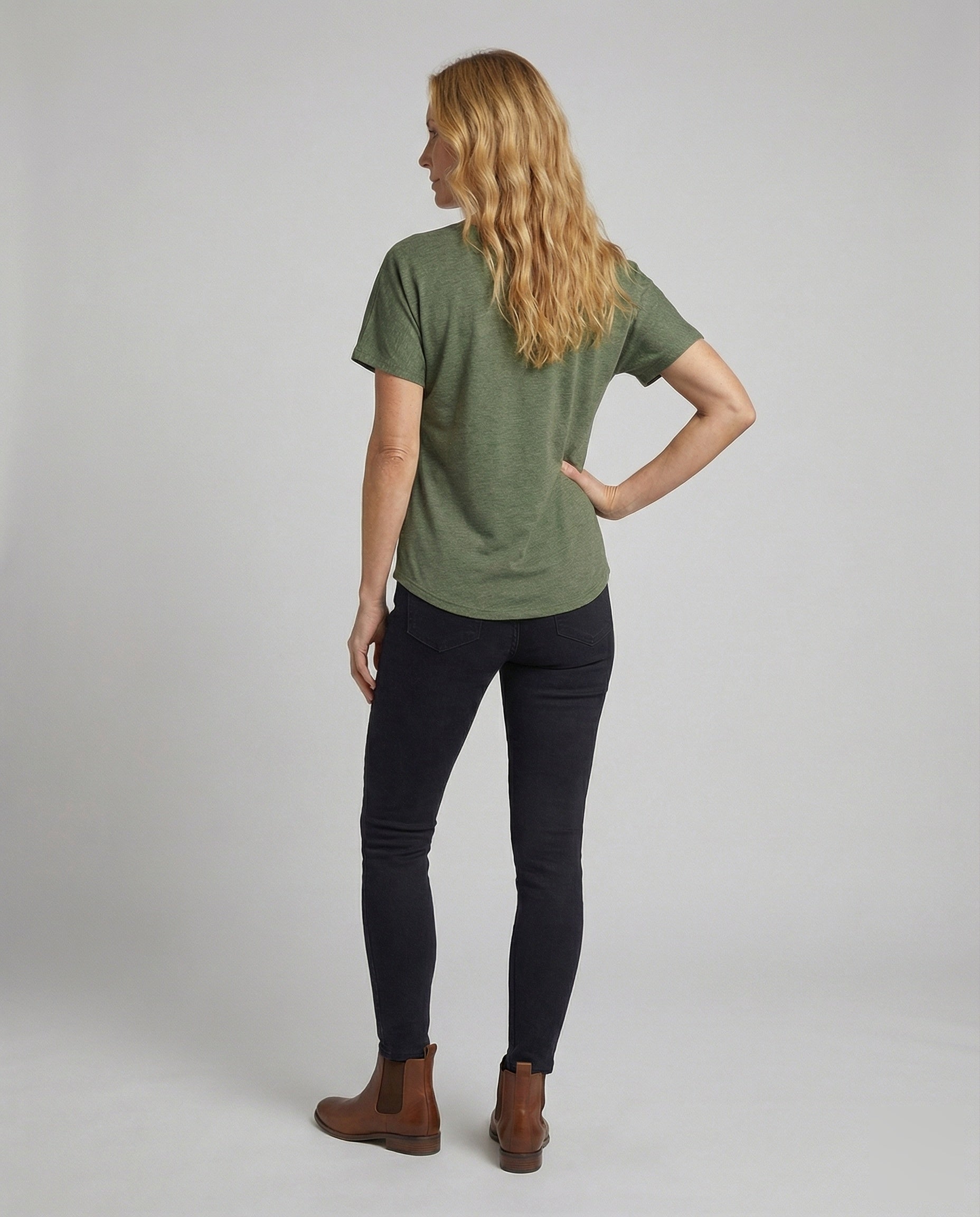 Product 15583548604746 - back_view