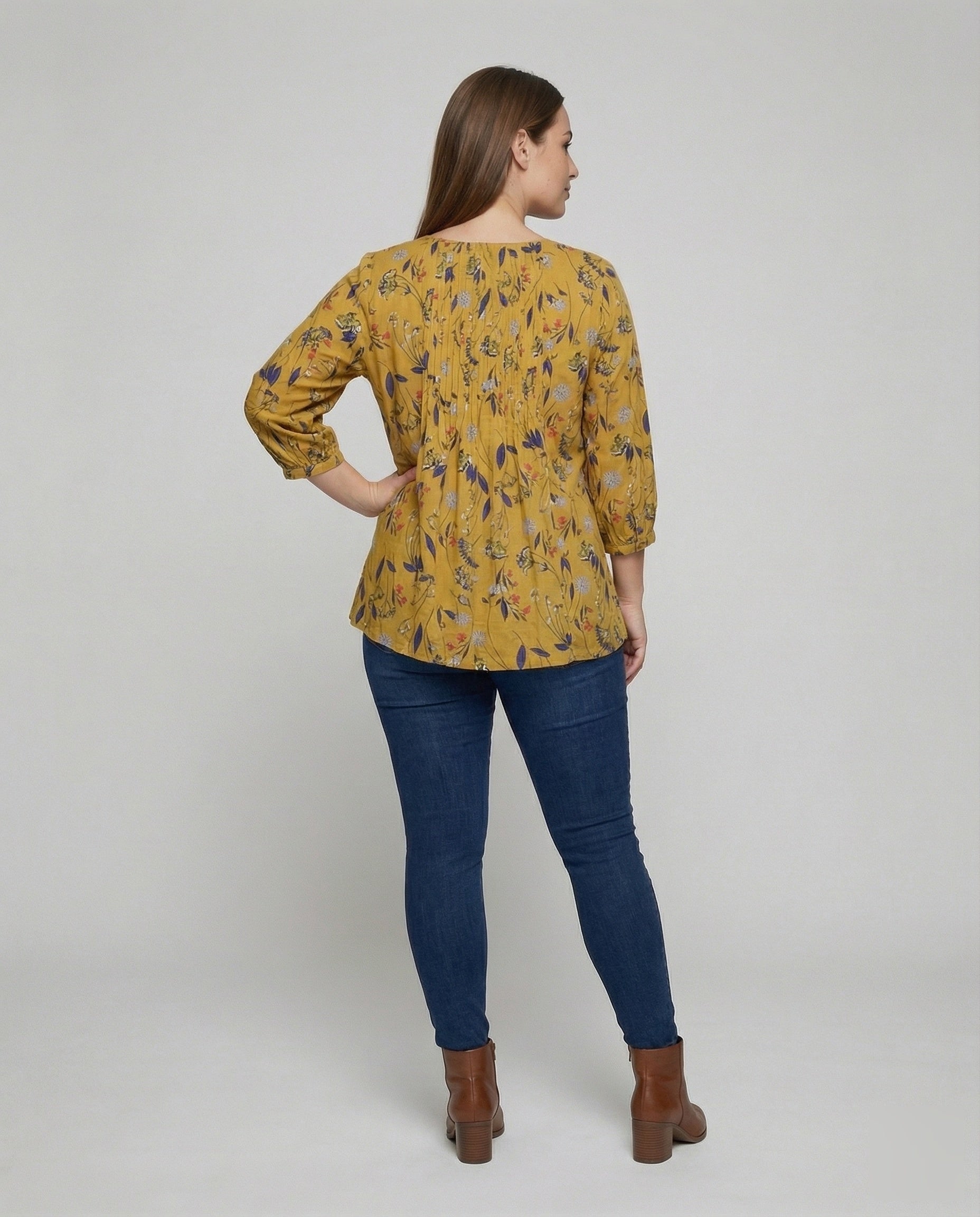 Product 15583550865738 - back_view