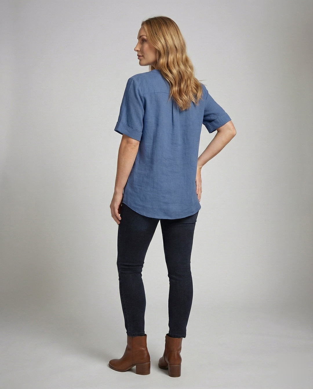 Product 15583552241994 - back_view