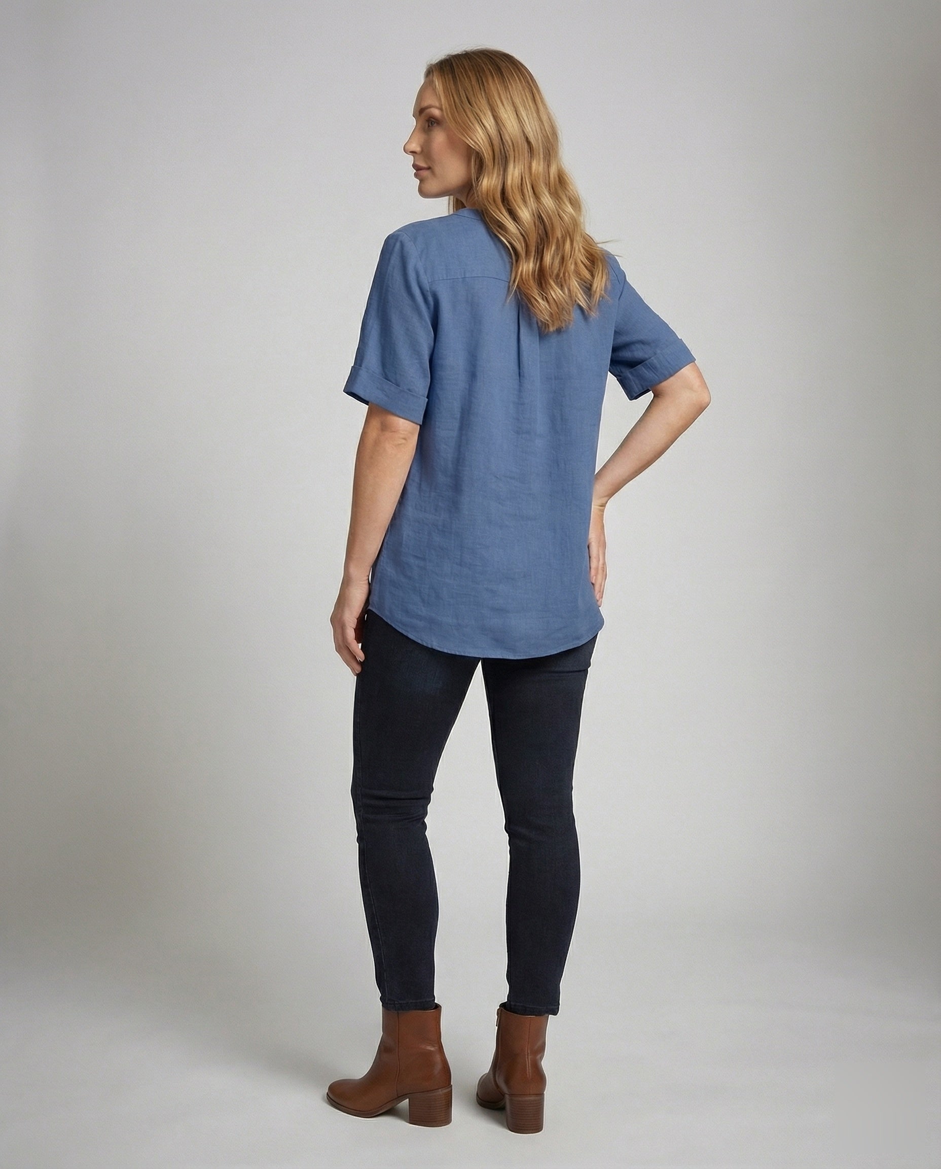 Product 15583552241994 - back_view