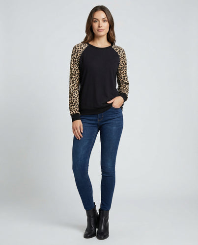 Damen Grafische Leopardenärmel Mischgewebe Raglan-Langarmshirt