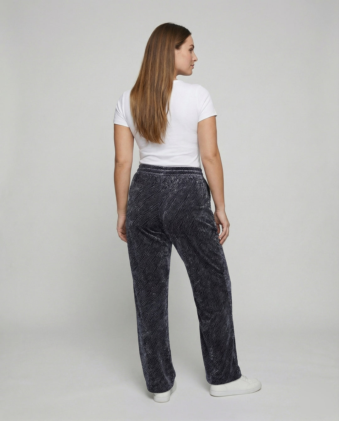 Product 15583565545802 - back_view