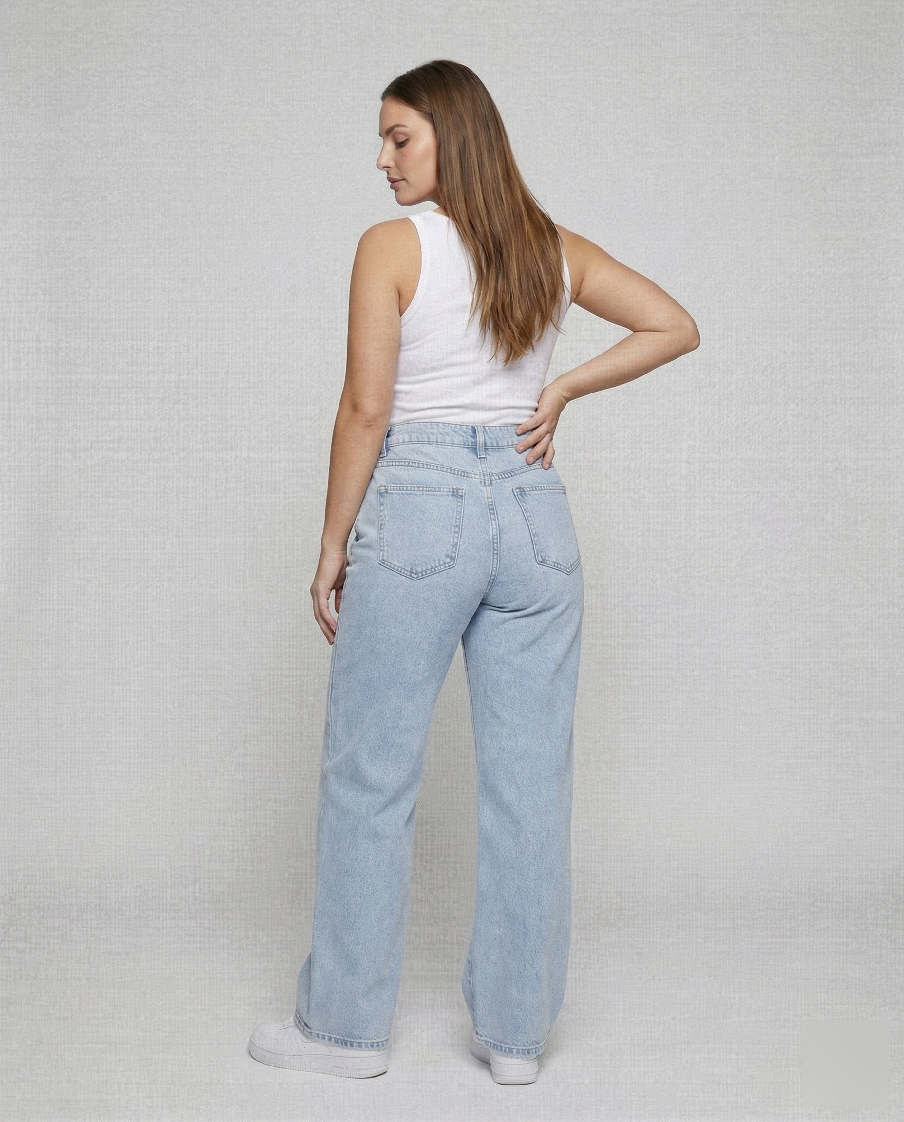 Product 15583573999946 - back_view