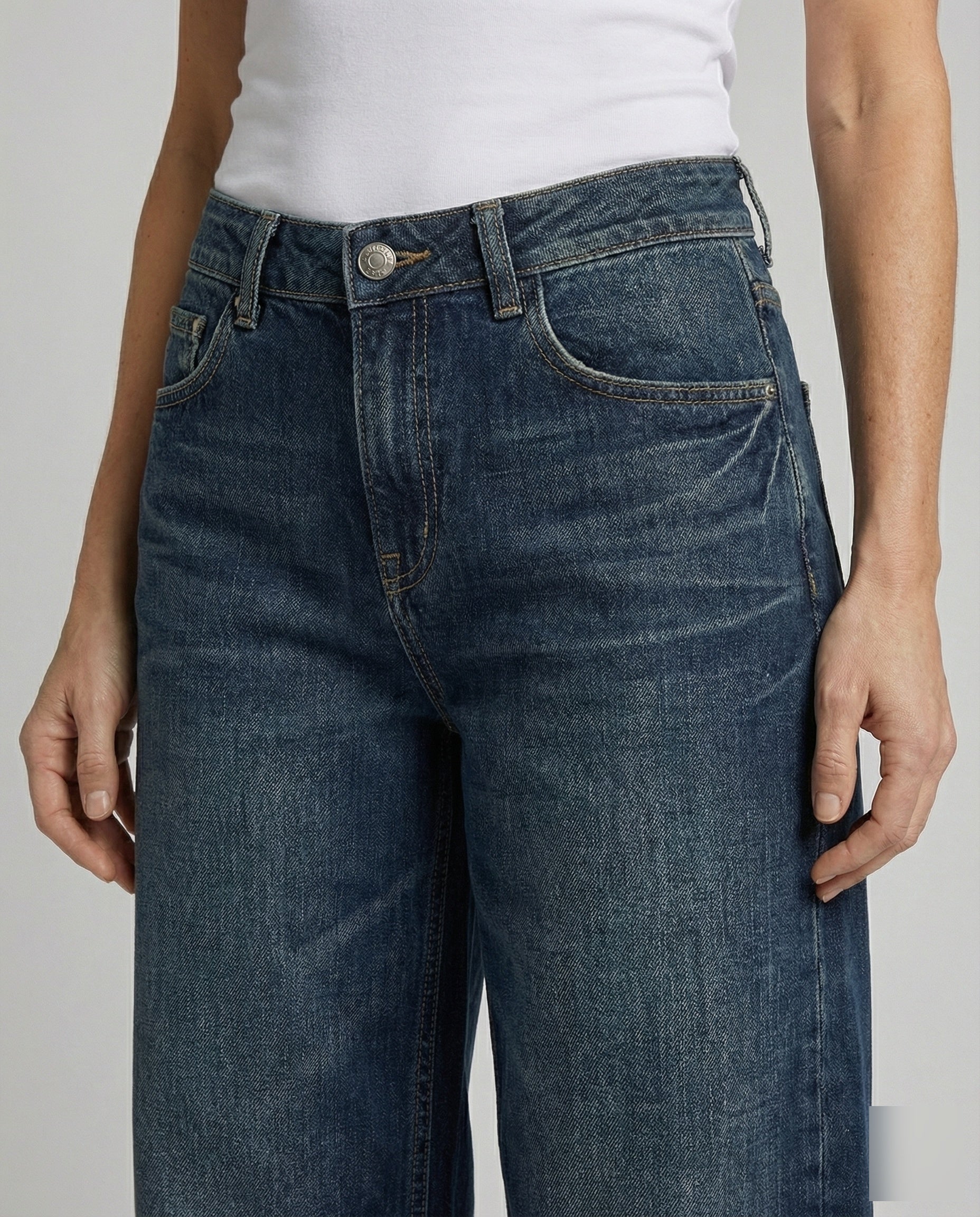 Product 15583577276746 - close_up_detail