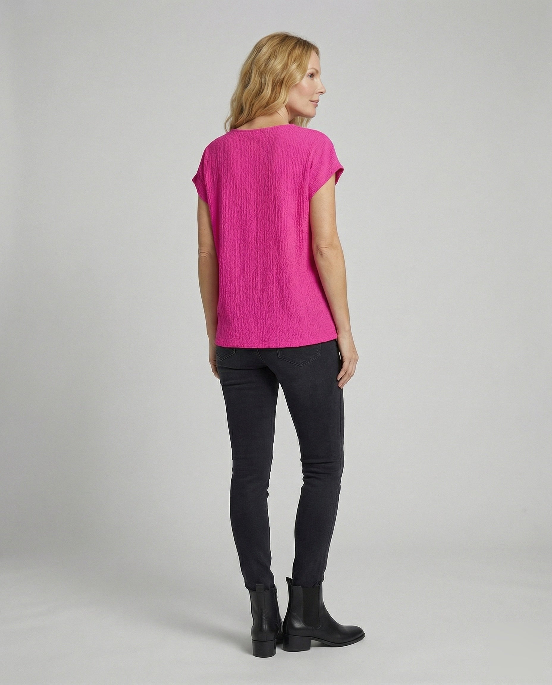 Product 15583583732042 - back_view