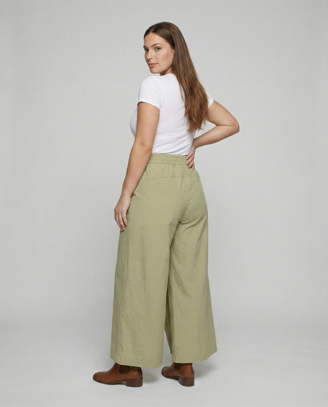 Product 15583585239370 - back_view