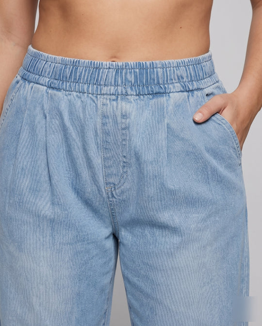 Product 15583591924042 - close_up_detail