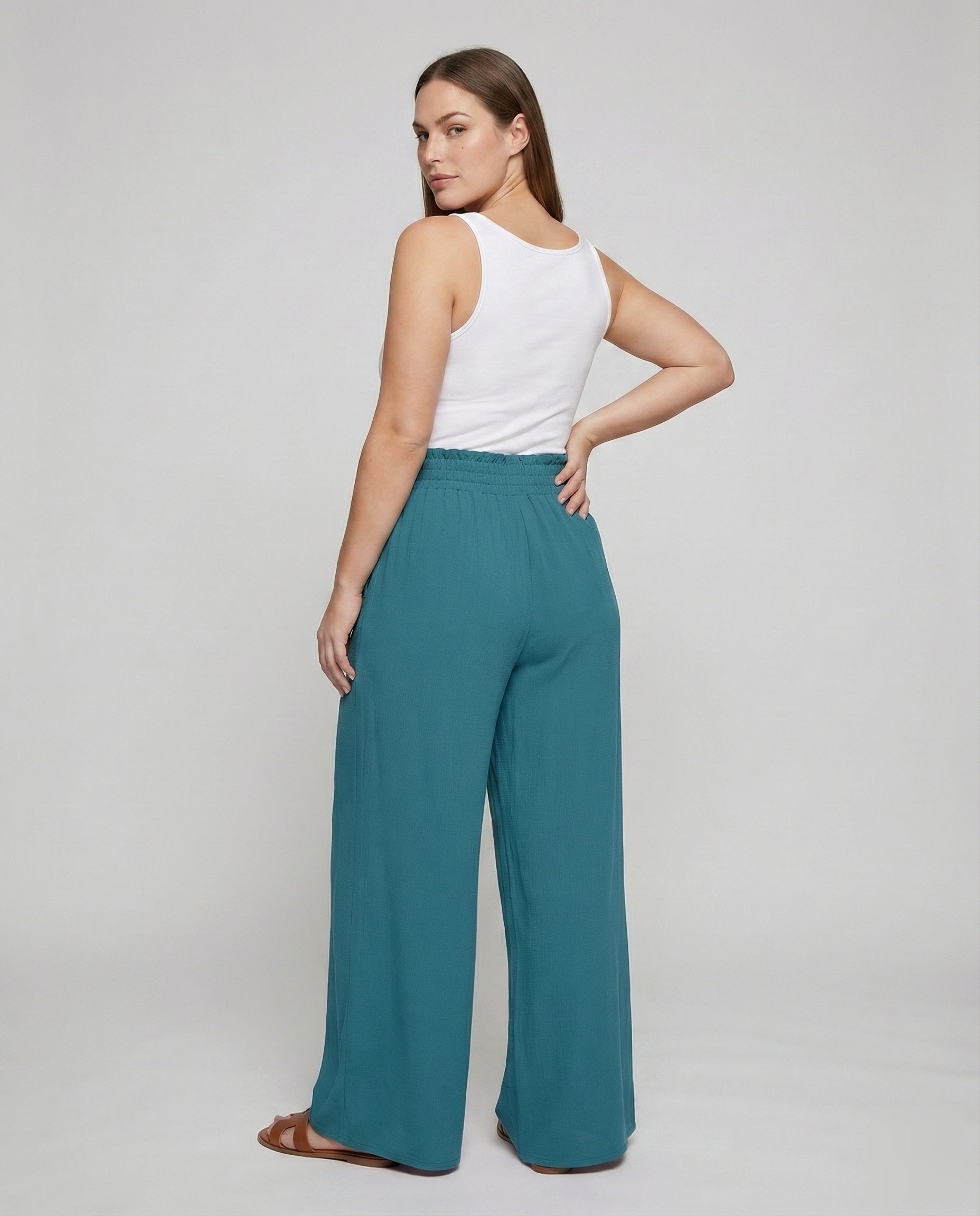 Product 15583592153418 - back_view