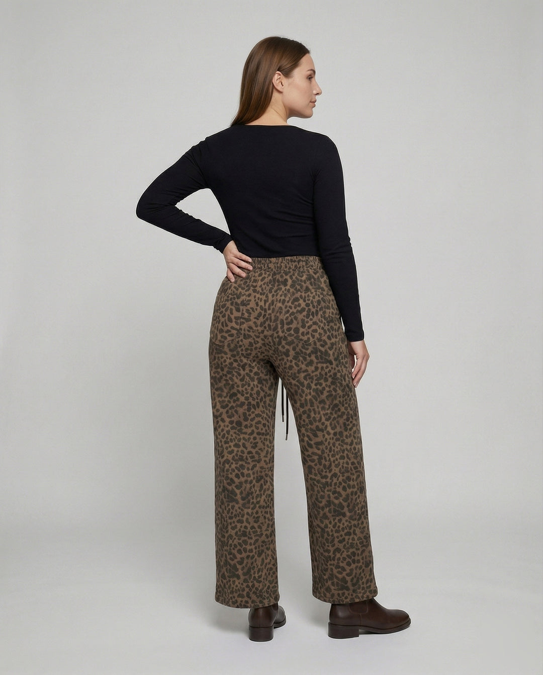 Product 15583592841546 - back_view