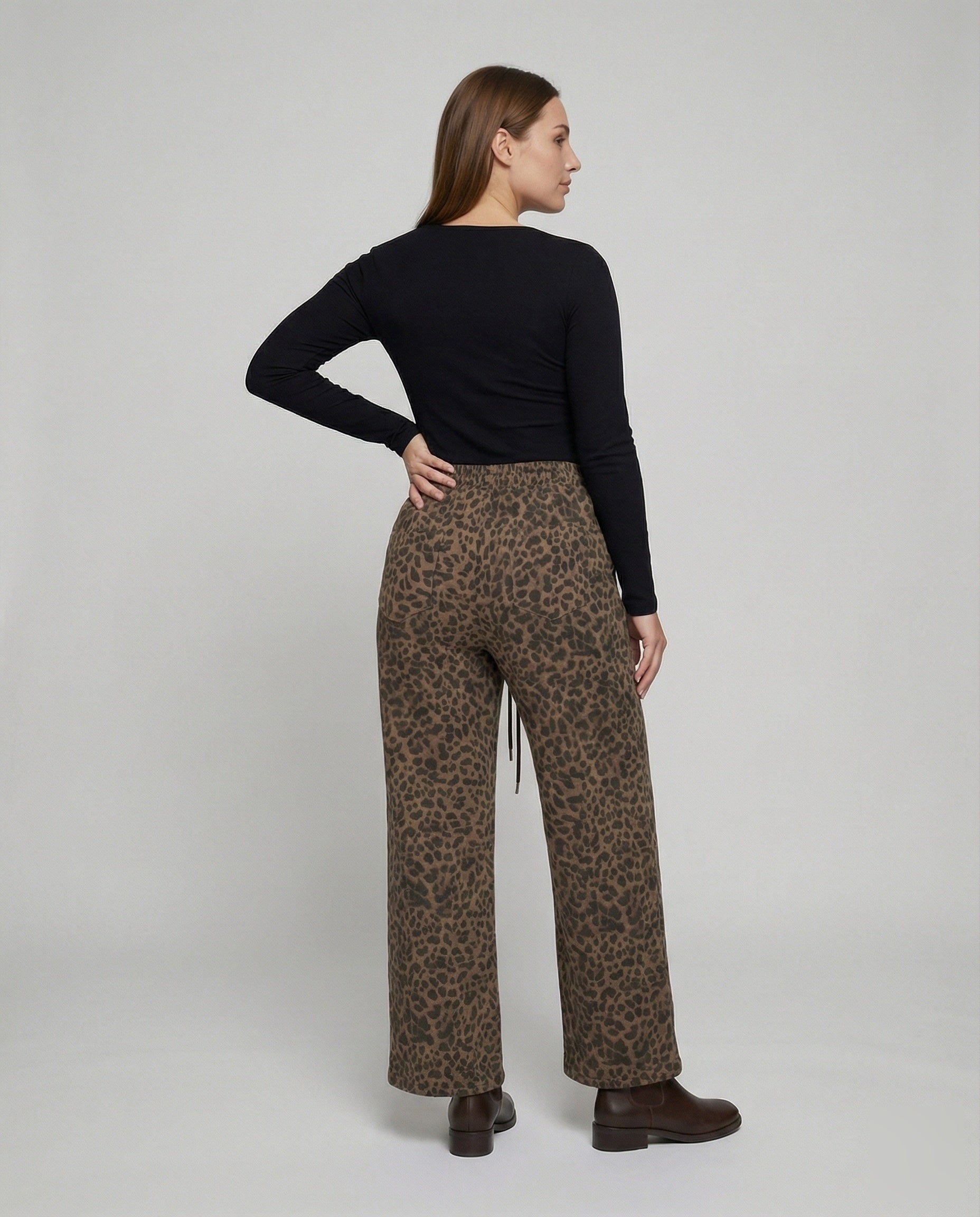 Product 15583592841546 - back_view