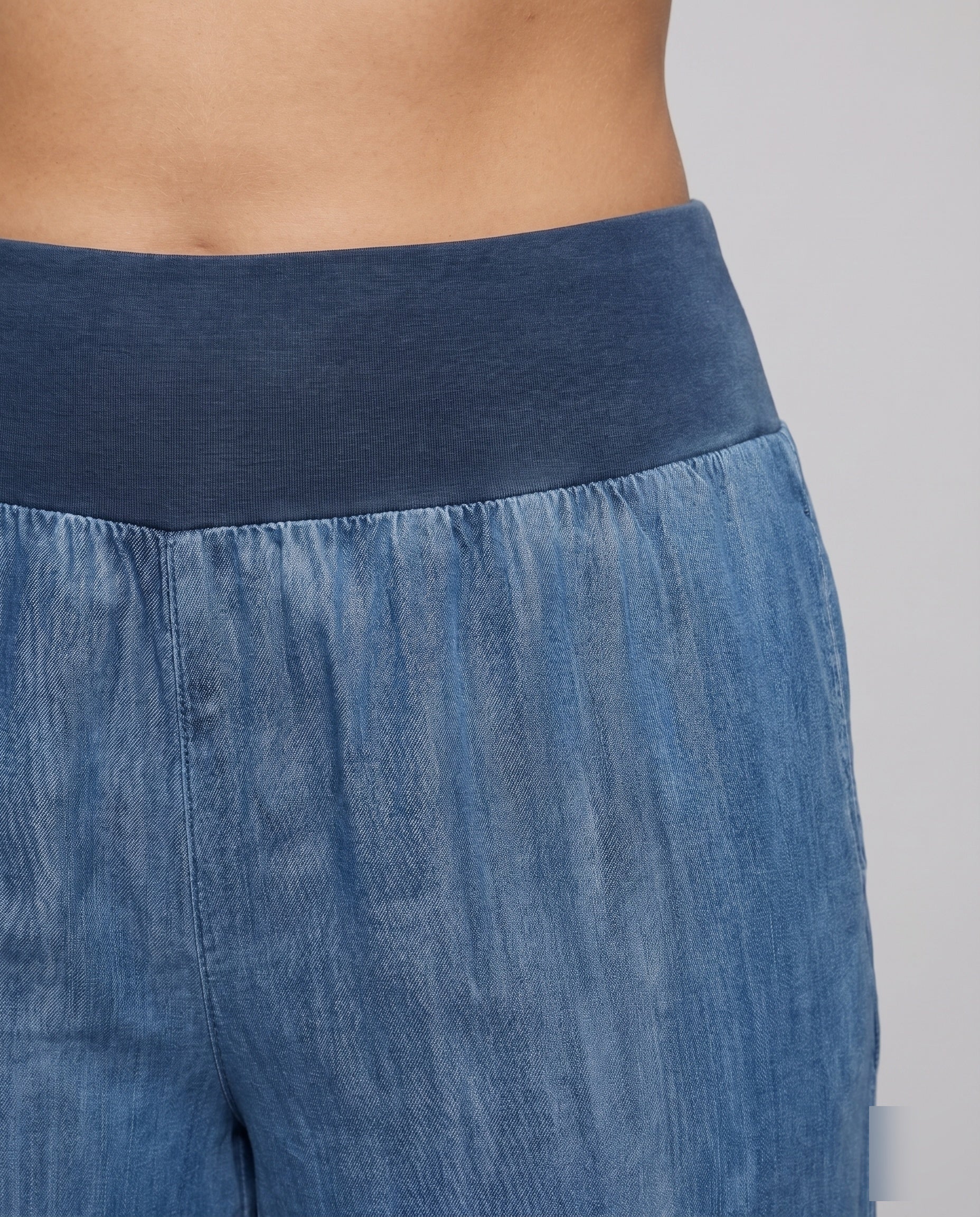 Product 15583593365834 - close_up_detail