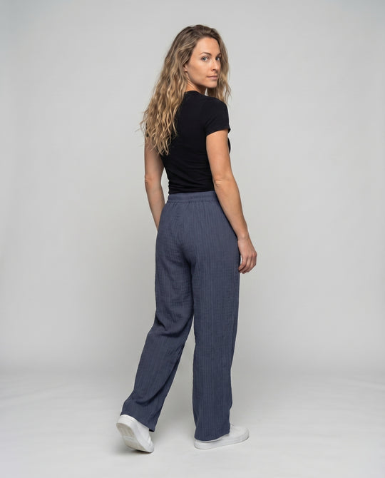 Product 15583593890122 - back_view