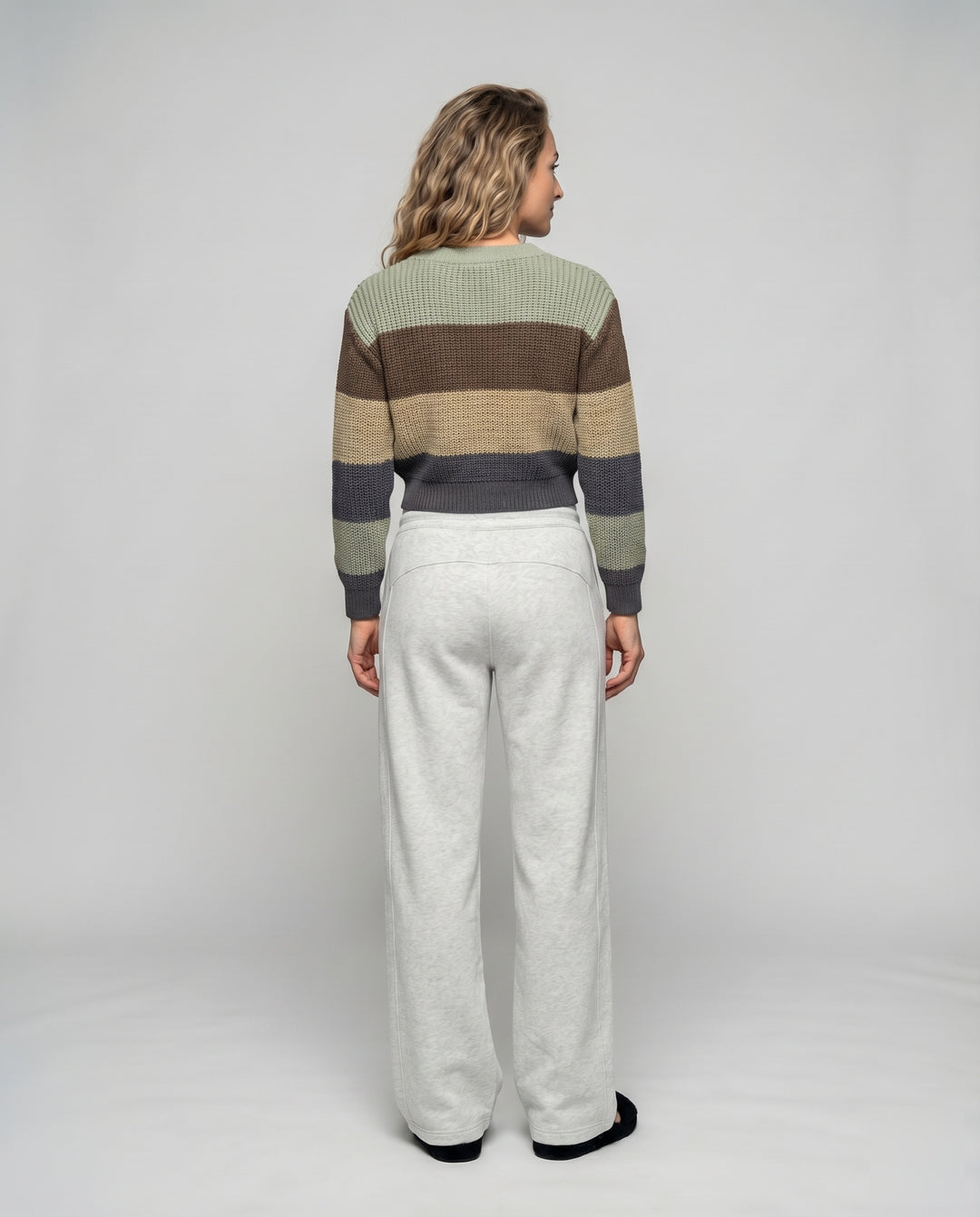 Product 15583594578250 - back_view
