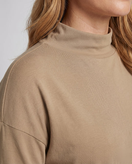 Product 15583595299146 - close_up_detail