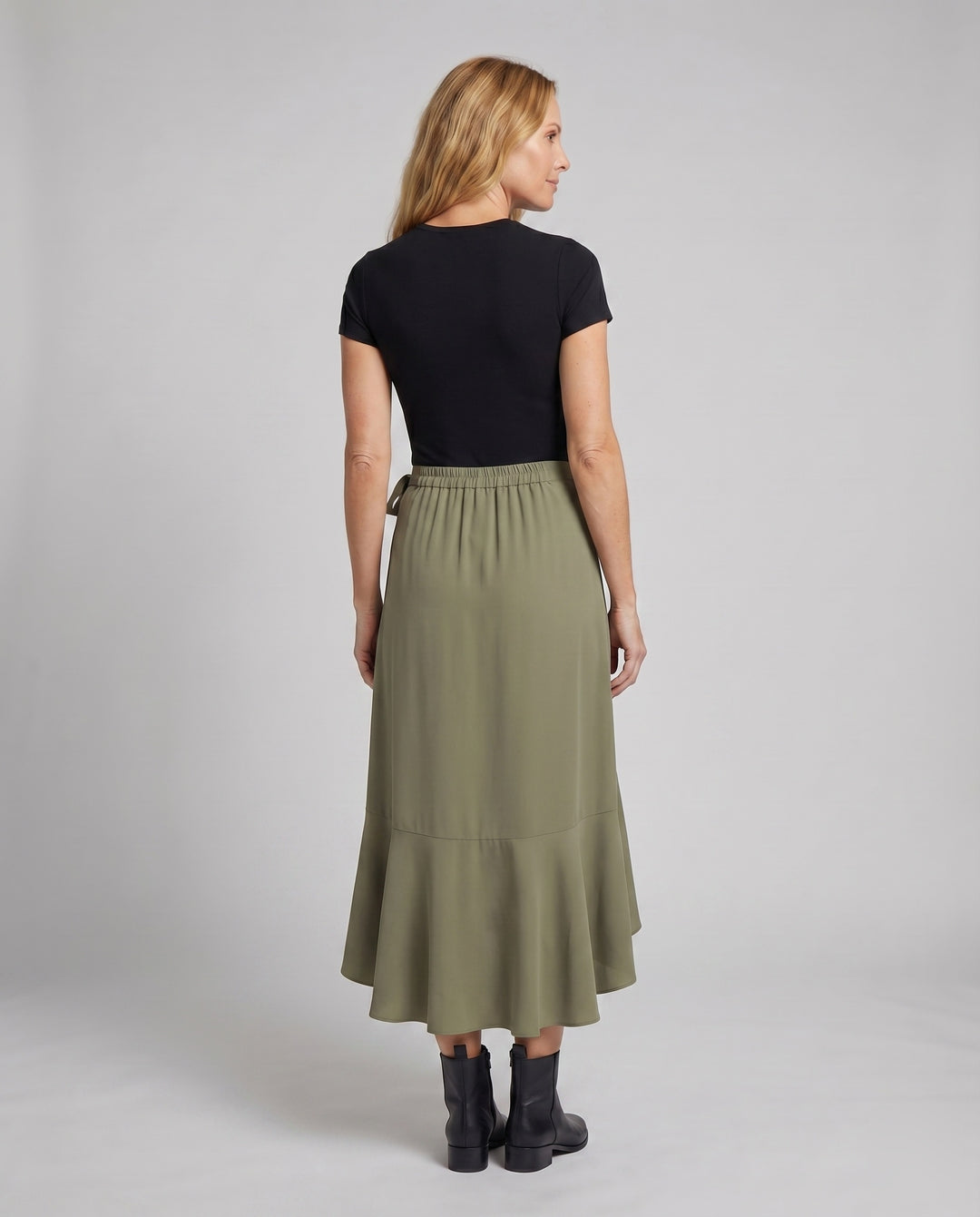 Product 15586946679114 - back_view