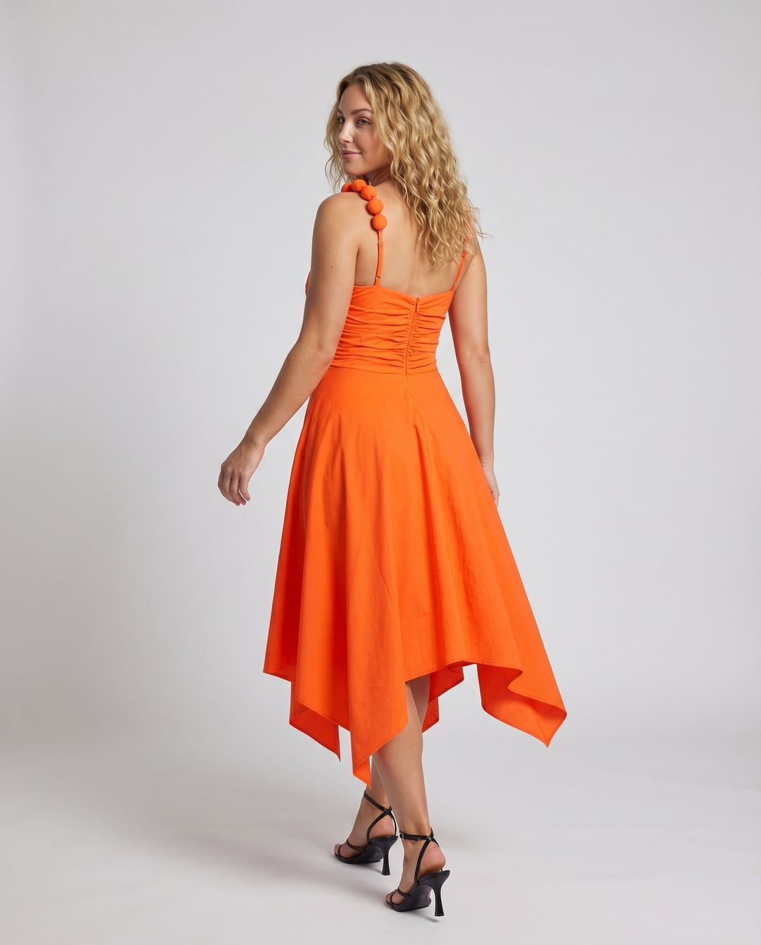 Product 15586948415818 - back_view