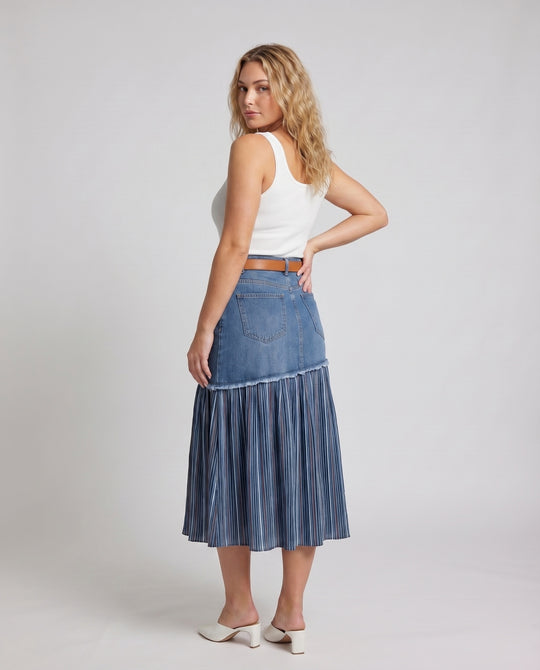 Product 15586955624778 - back_view