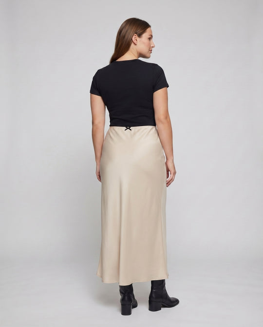 Product 15586958606666 - back_view