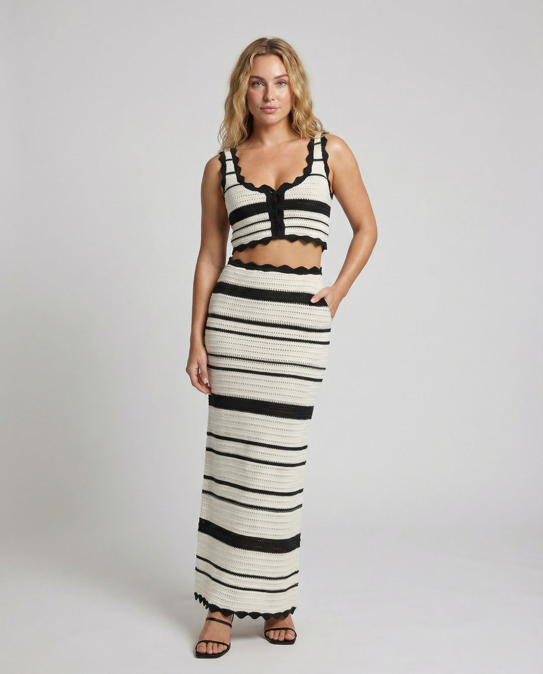 Product 15586969485642 - full_body_front