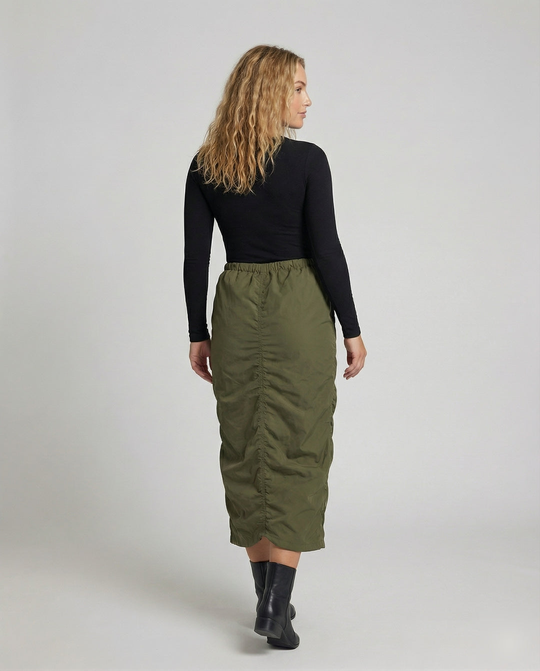 Product 15586969813322 - back_view
