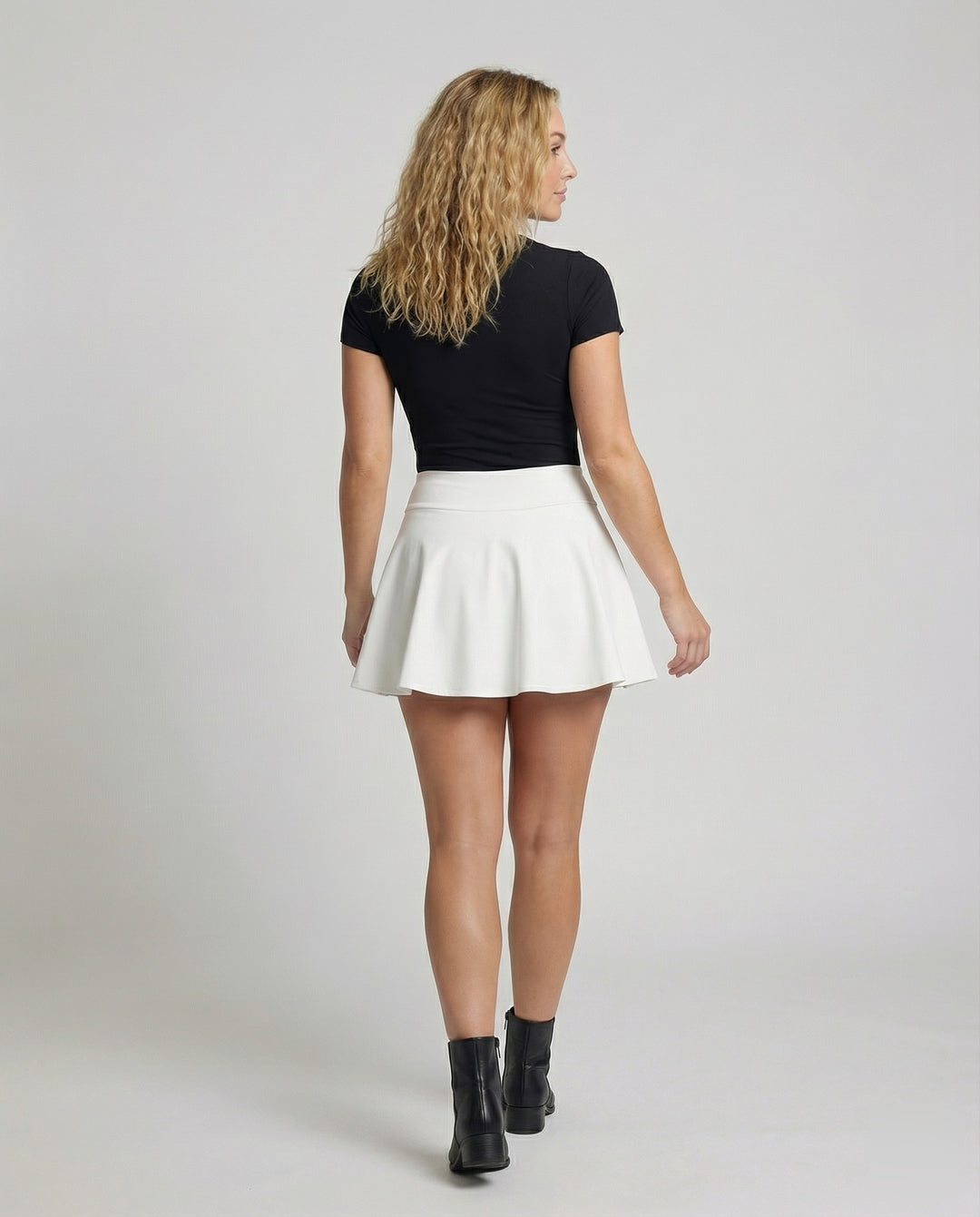 Product 15586975088970 - back_view