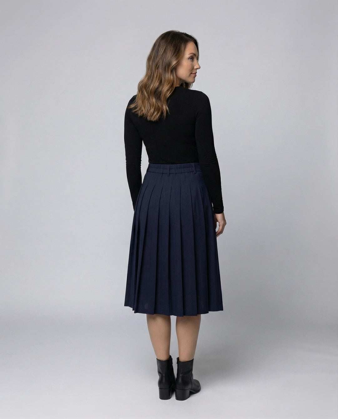 Product 15586984952138 - back_view