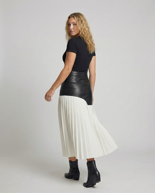 Product 15586991571274 - back_view