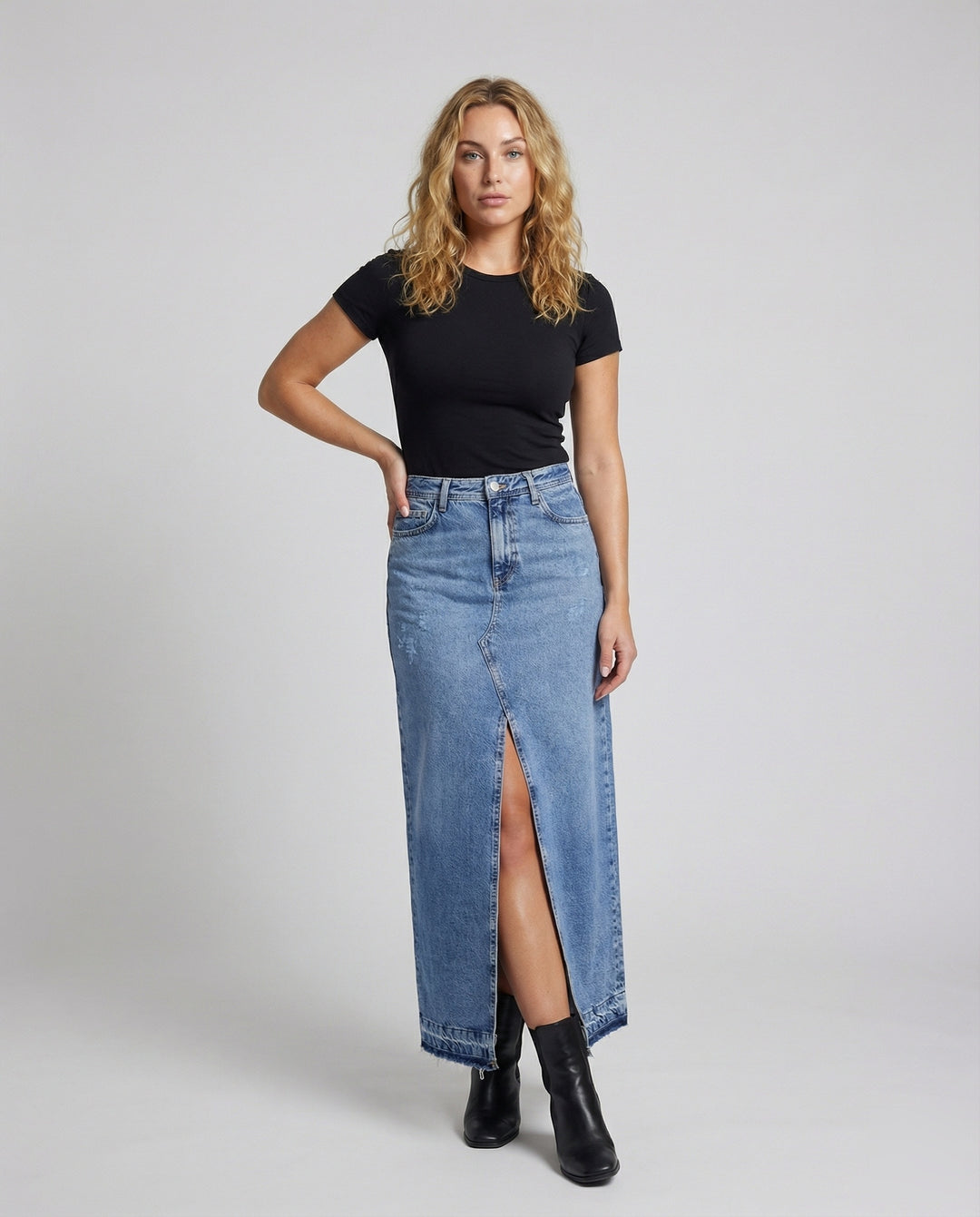 Product 15586991702346 - full_body_front