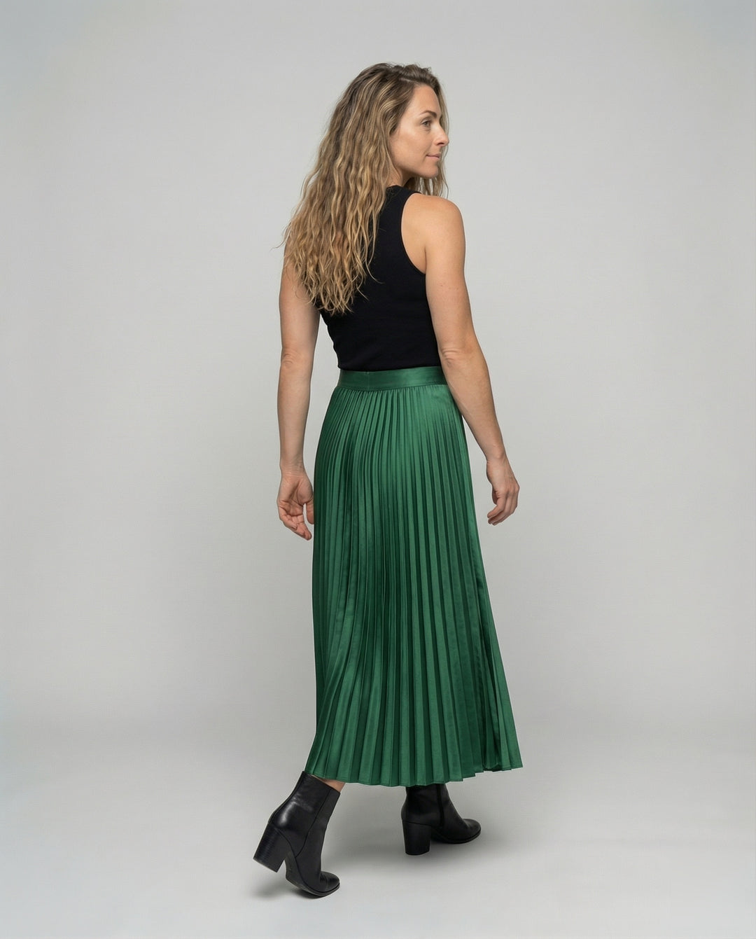 Product 15586999533898 - back_view