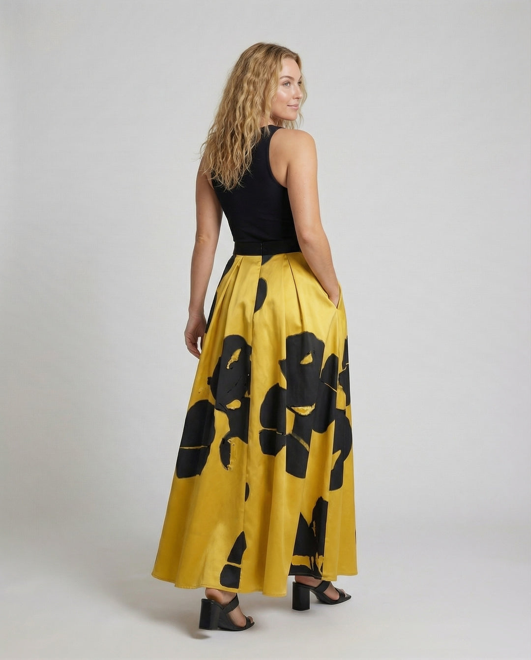 Product 15587004776778 - back_view
